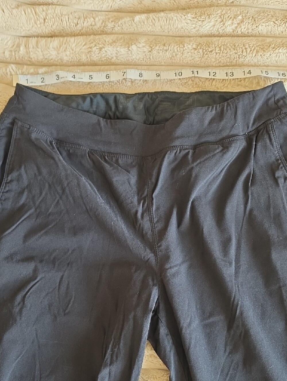 Mountain Hardwear Black Hiking Joggers, Large - Picture 6 of 9